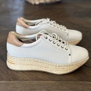 OTBT Meridian Espadrille Platform Sneaker size 8.5